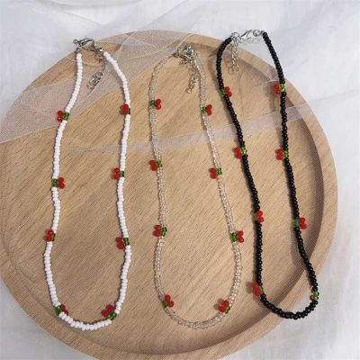 گردنبند چری